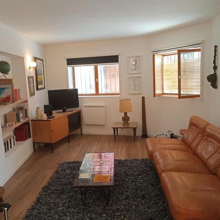 Thuir: Superbe Appartement Kültér fotó