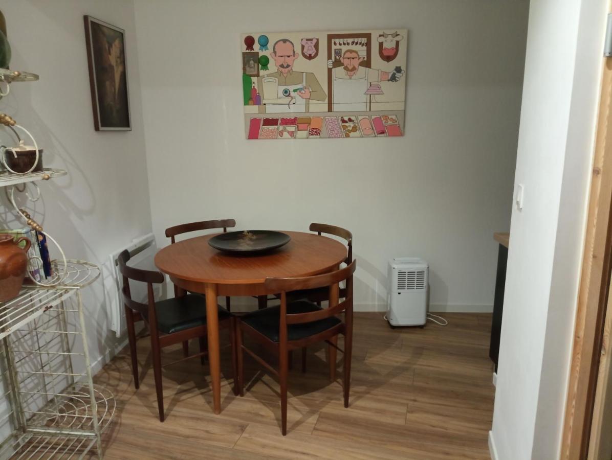 Thuir: Superbe Appartement Kültér fotó